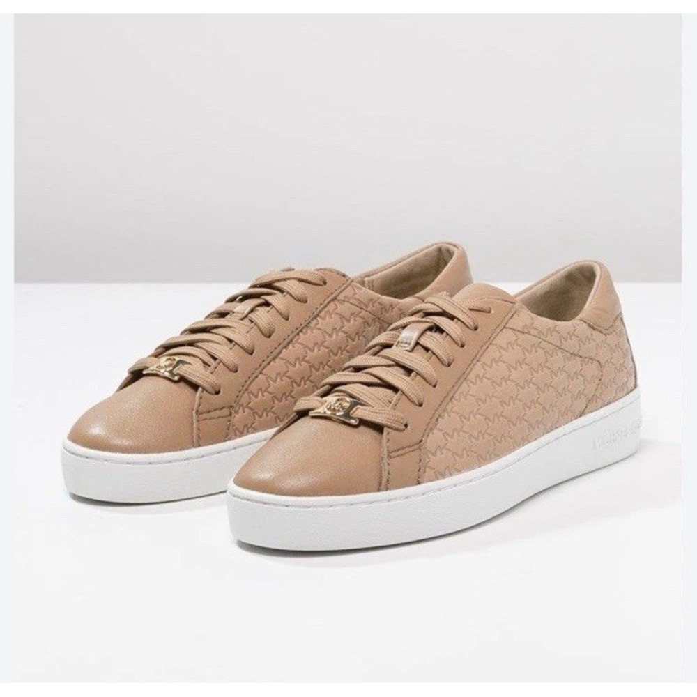 MICHAEL KORS Colby Embossed Logo Leather Sneakers Women's Size 8M Designer Taupe